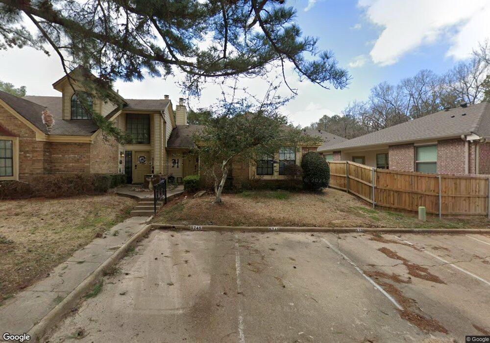 5735 Golden Oaks Dr, Tyler, TX 75703 - photo 1
