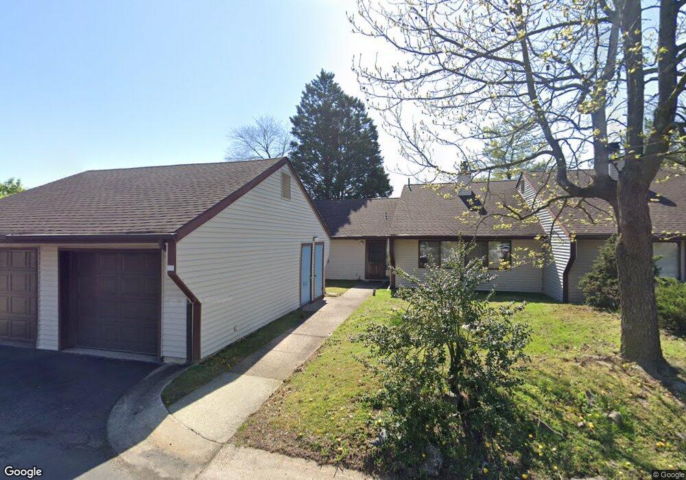 21 E Bluebell Ln, Mount Laurel, NJ 08054 - photo 1