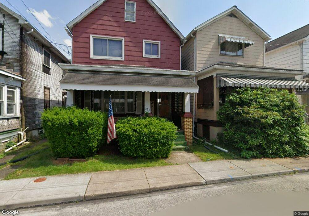 223 Mckinley Ave, East Vandergrift, PA 15629 - photo 1