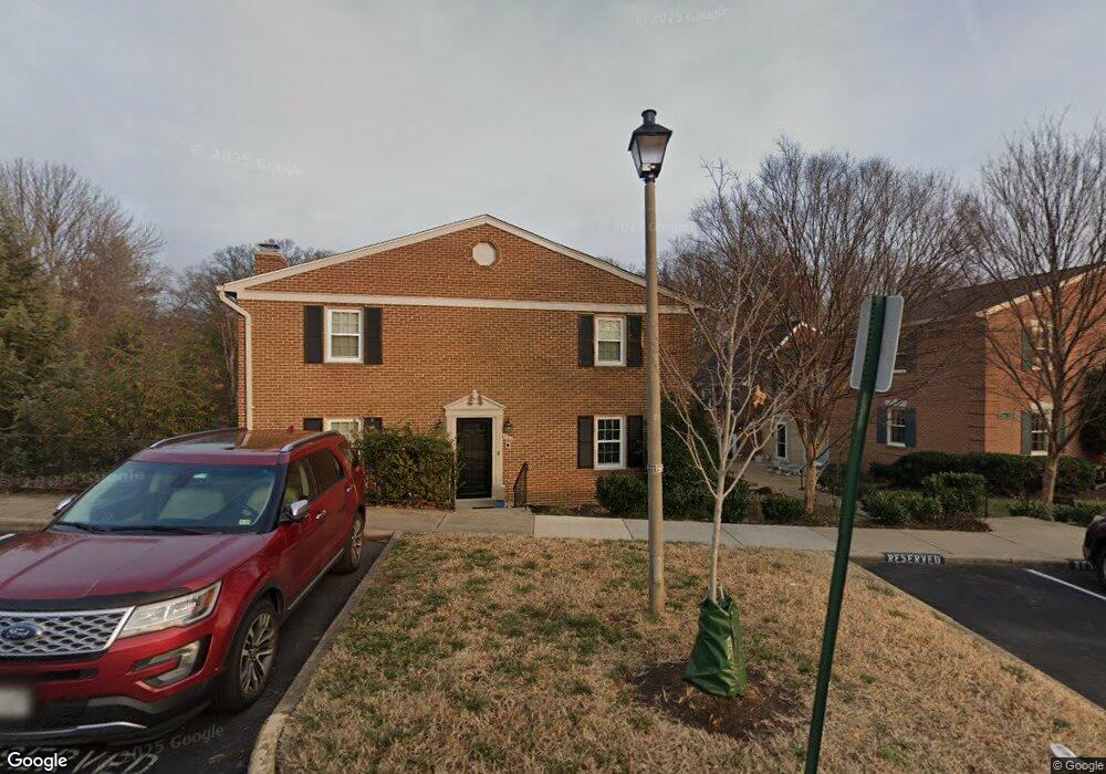 724 N Armistead St unit 63, Alexandria, VA 22312 - photo 1