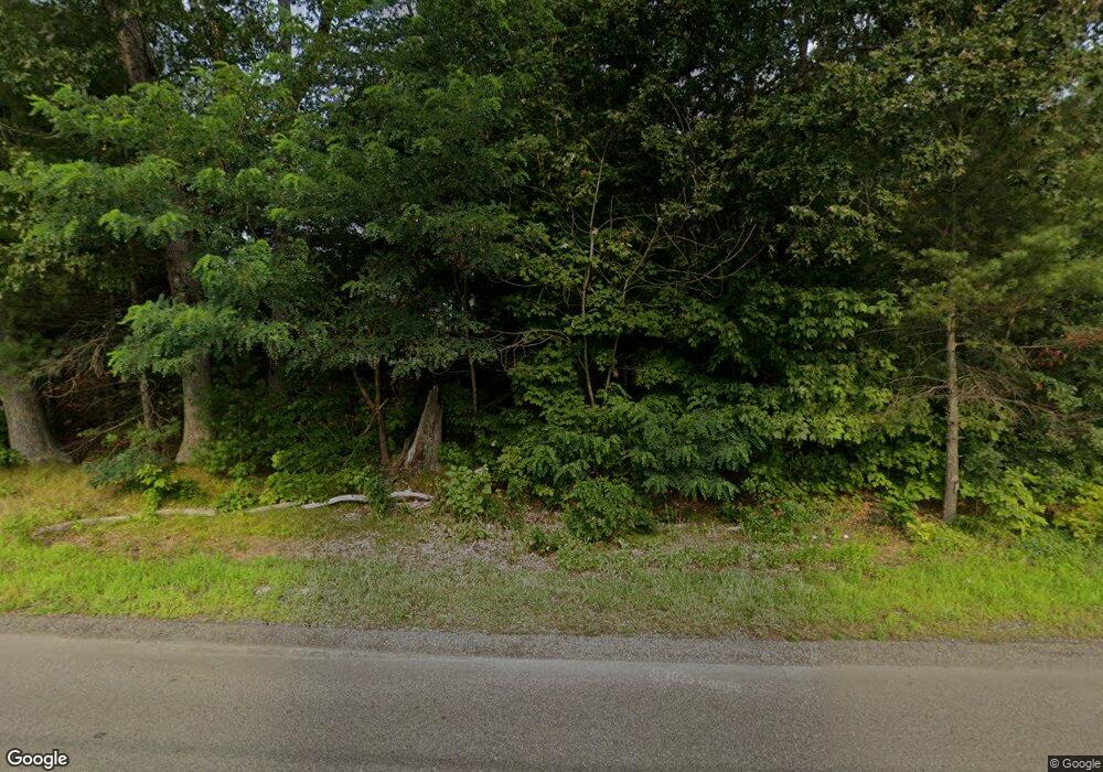 813 Lincoln St, Franklin, MA 02038 - photo 1