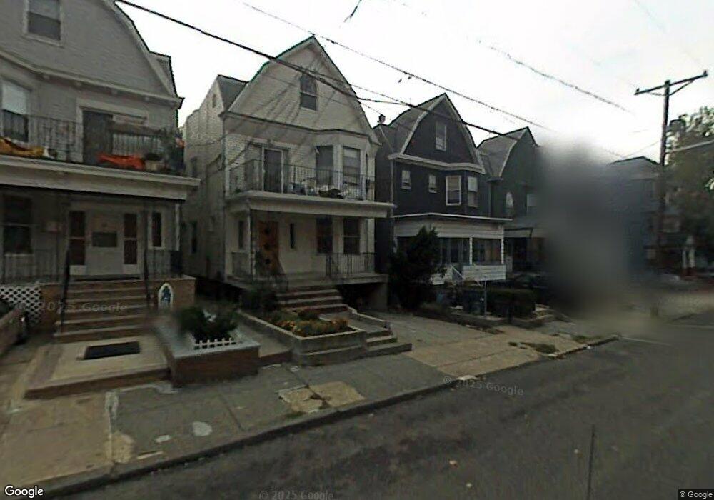 885 Montgomery St unit 2, Jersey City, NJ 07306 - photo 1