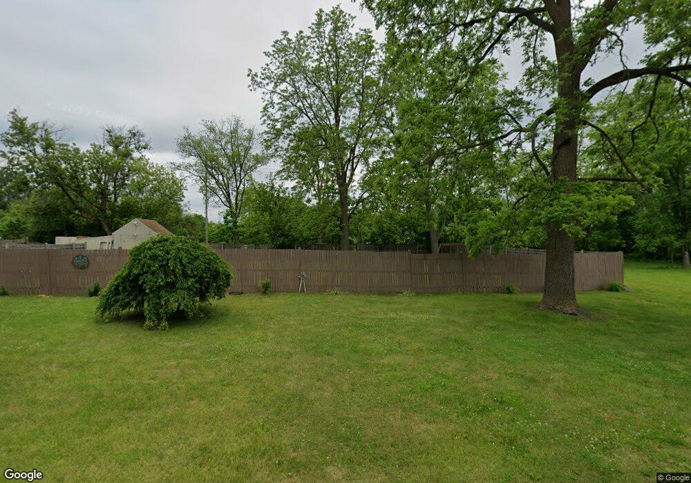 1273 Tremont Ave, Flint, MI 48505 - photo 1