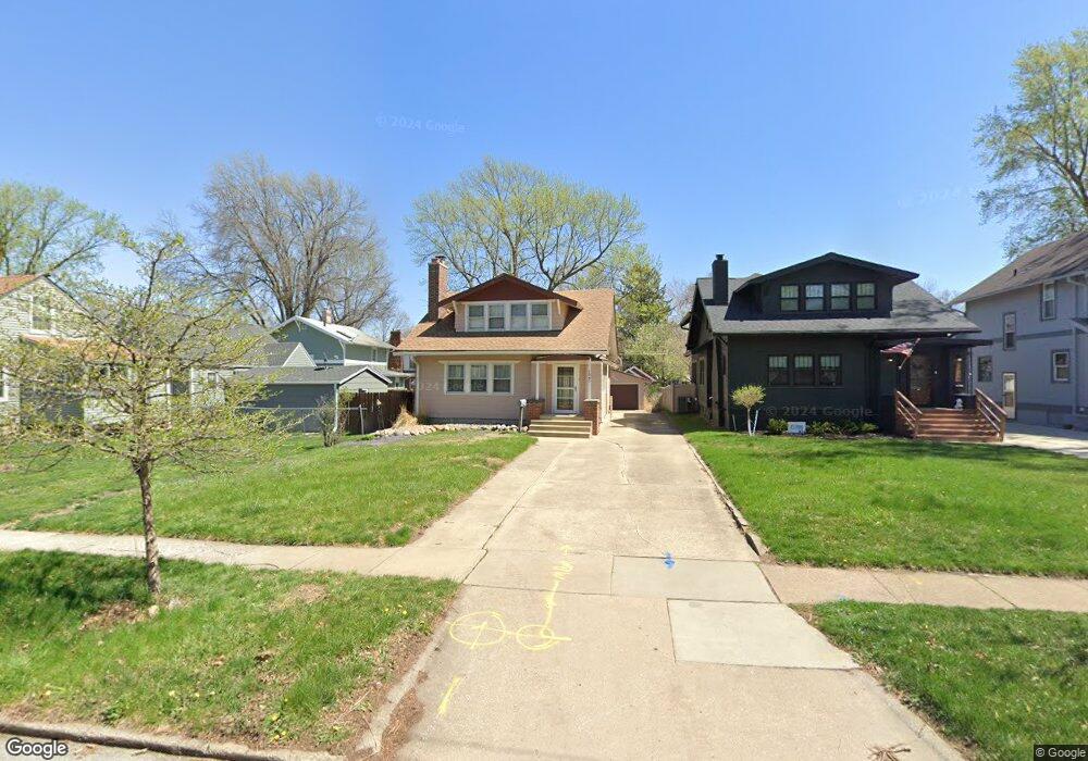 1341 44th St, Des Moines, IA 50311 - photo 1
