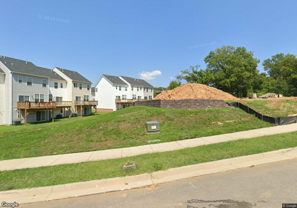 737 Maury Ave, Oxon Hill, MD 20745 - photo 1