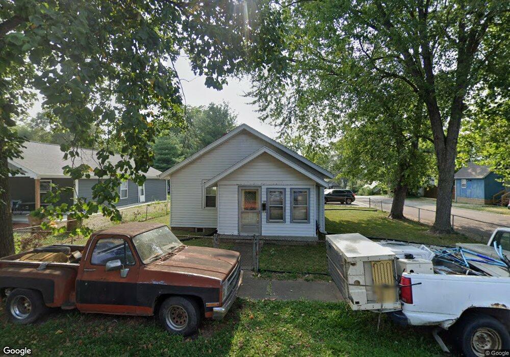 12 S Hinman St, Columbus, IN 47201 - photo 1