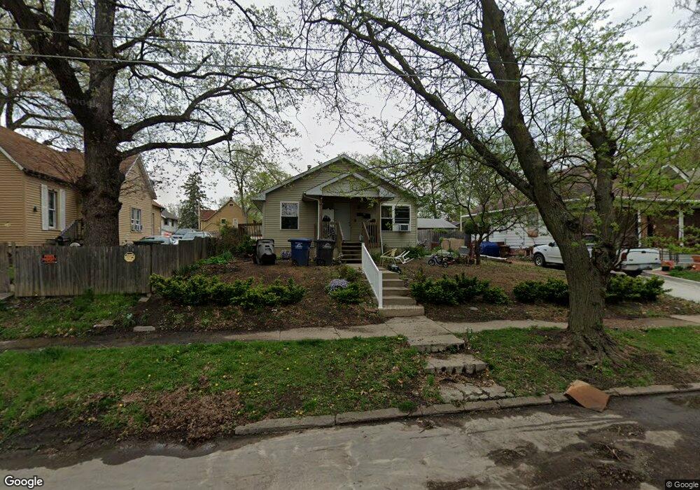 1921 10th St, Des Moines, IA 50314 - photo 1