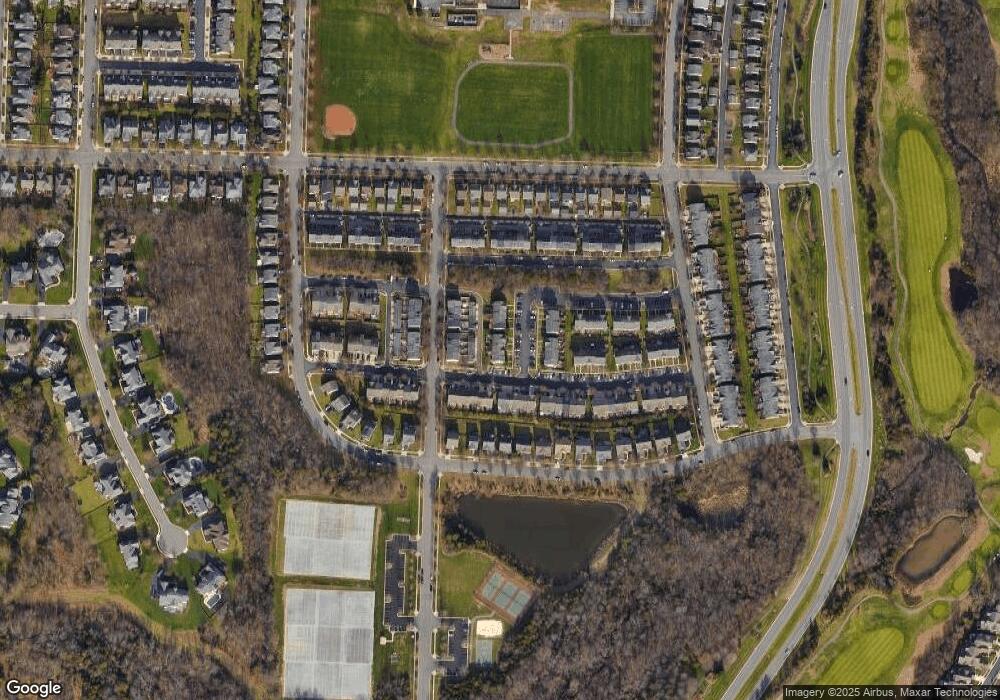 42790 Pilgrim Square, Chantilly, VA 20152 - photo 1