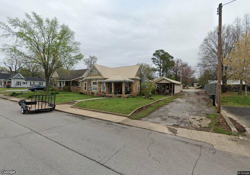 139 N Neal St, Prairie Grove, AR 72753 - photo 1