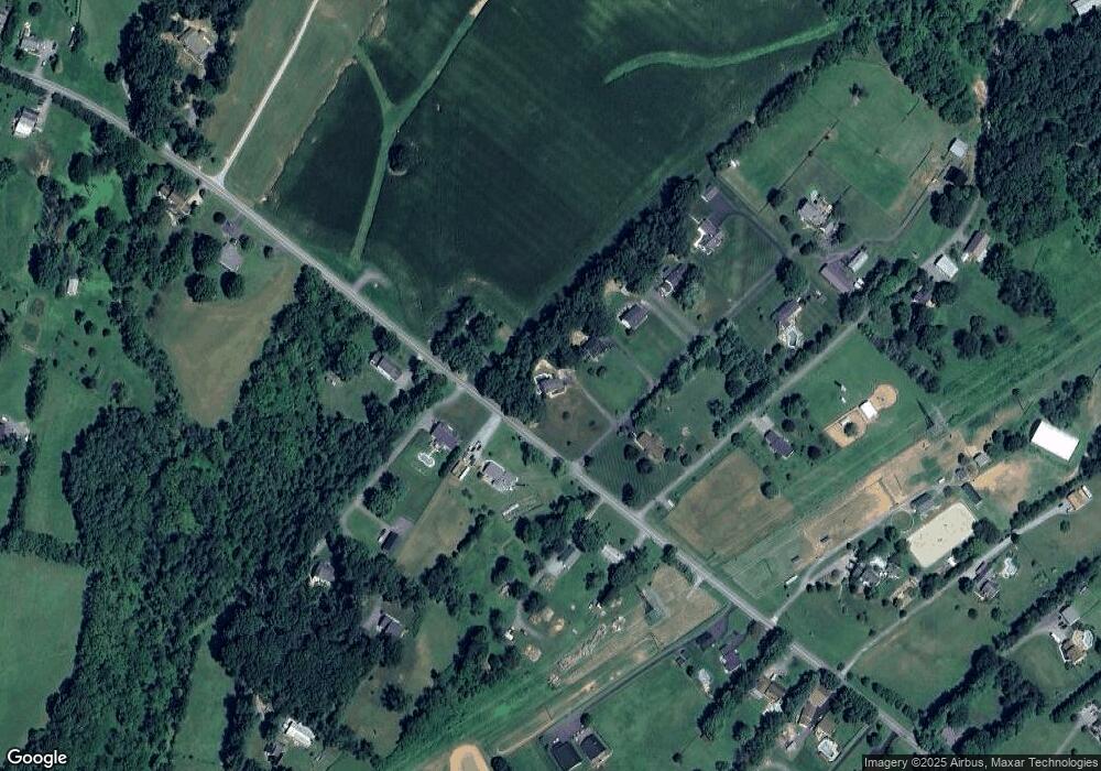 350 Bridgestone Dr, Sykesville, MD 21784 - photo 1