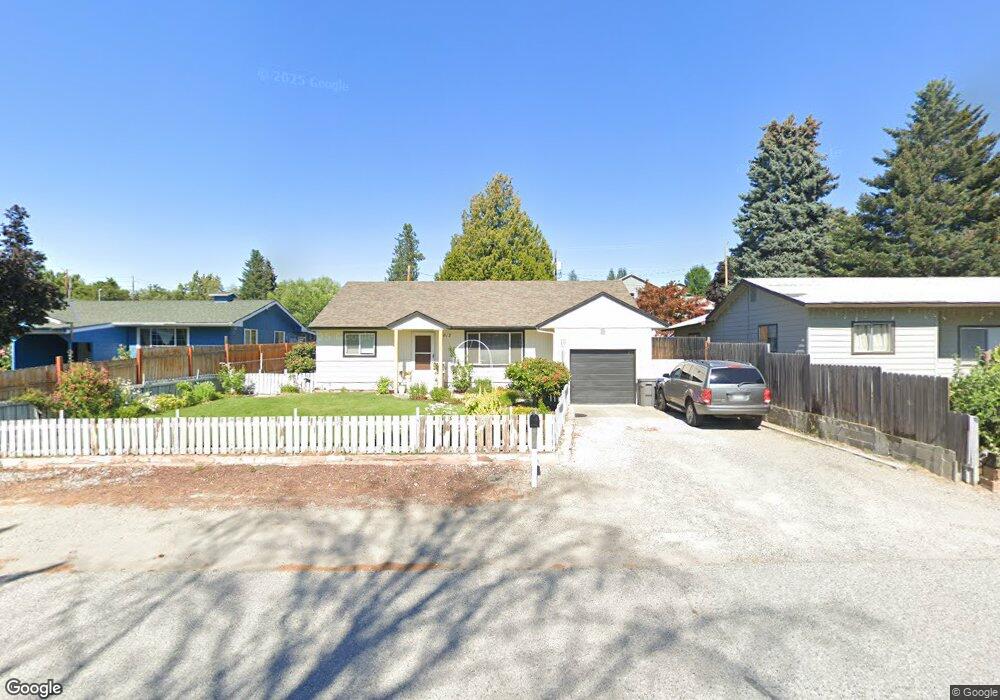 1013 Dolfay Ln, East Wenatchee, WA 98802 - photo 1