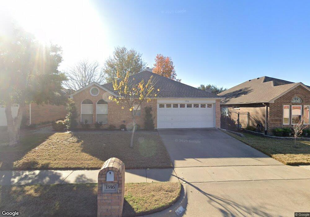 1916 Pine Ridge Dr, Bedford, TX 76021 - photo 1