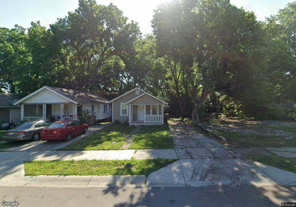 7135 Agnes Ave, Kansas City, MO 64132 - photo 1