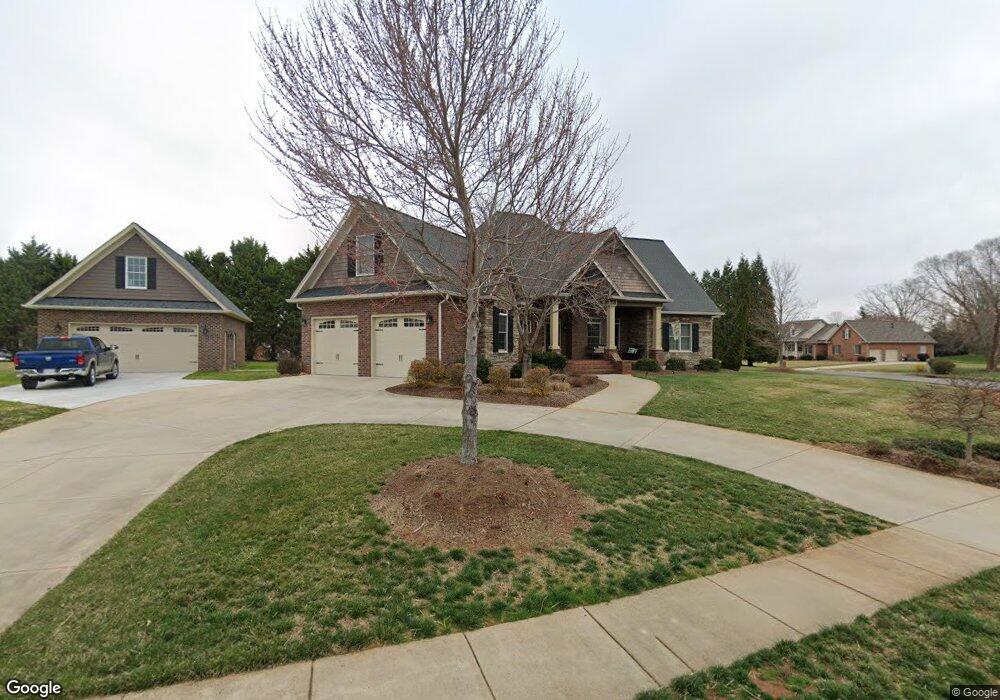 708 Cedar Hill Dr, Shelby, NC 28152 - photo 1