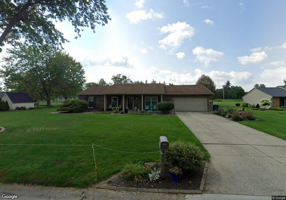 11710 Markham Ct, Leo, IN 46765 - photo 1