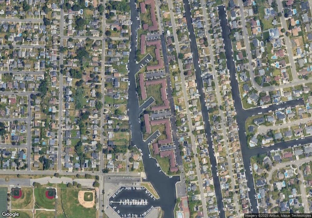 358 Mariners Way, Copiague, NY 11726 - photo 1