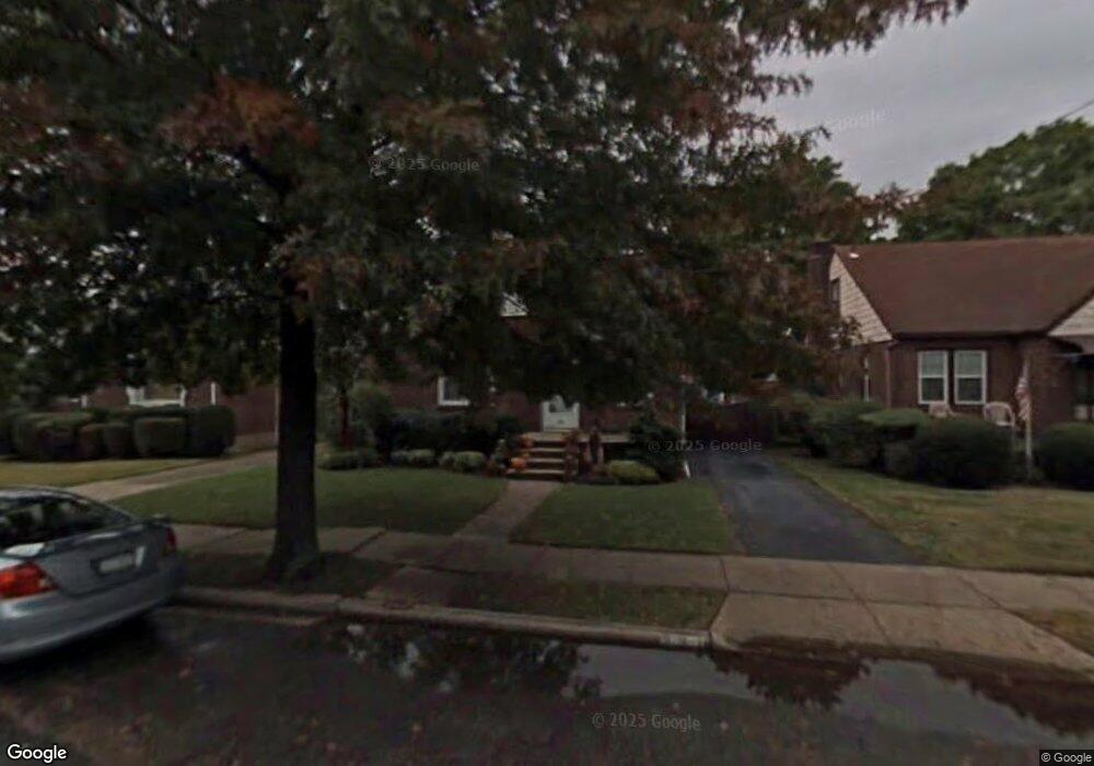 221 Hoffman St, Franklin Square, NY 11010 - photo 1