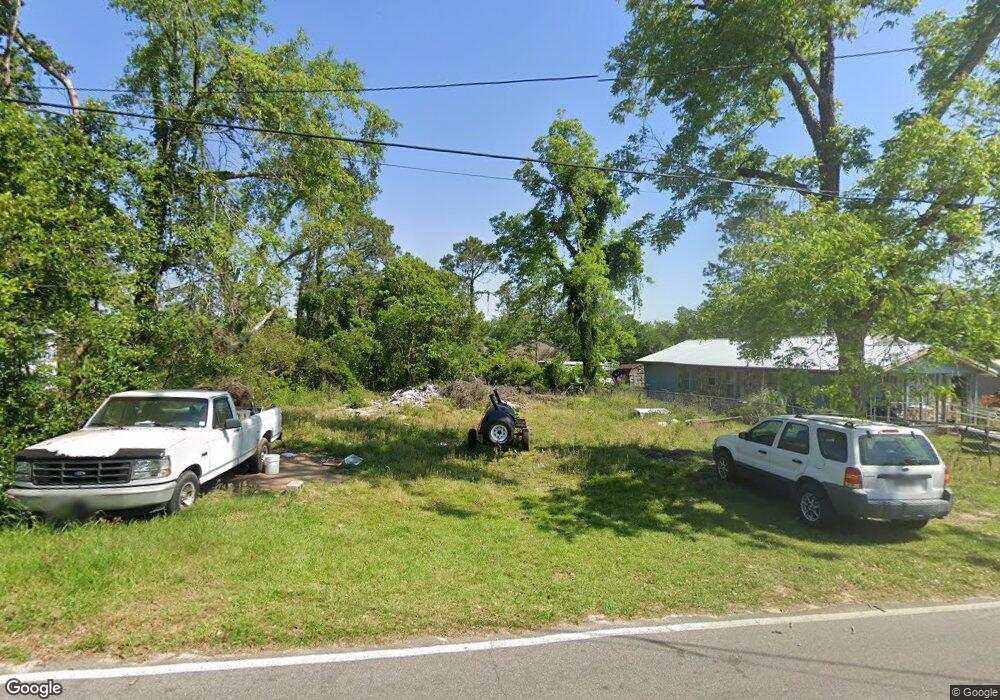 607 Jackson St E, Douglas, GA 31533 - photo 1