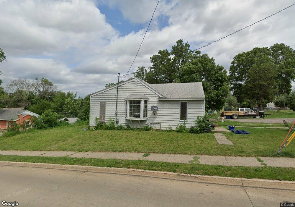 2446 SE 8th St, Des Moines, IA 50315 - photo 1