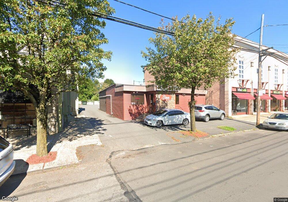 1809 Sanderson Ave, Scranton, PA 18509 - photo 1