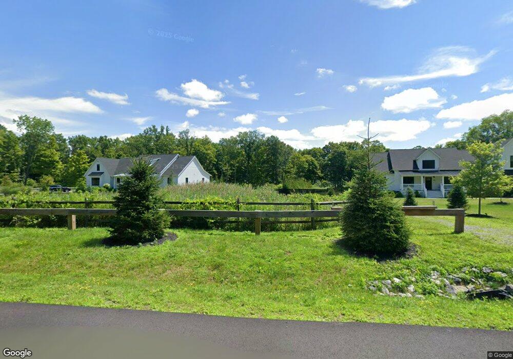 11 Crimson Hill, Rhinebeck, NY 12572 - photo 1