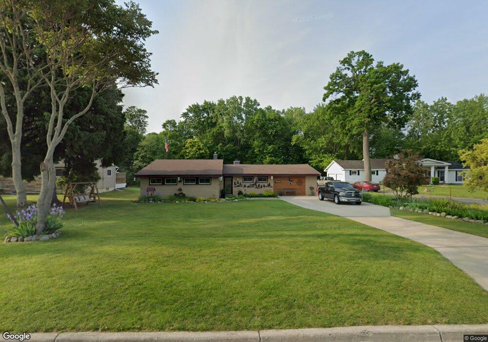 4382 S Hillcrest Cir, Flint, MI 48506 - photo 1