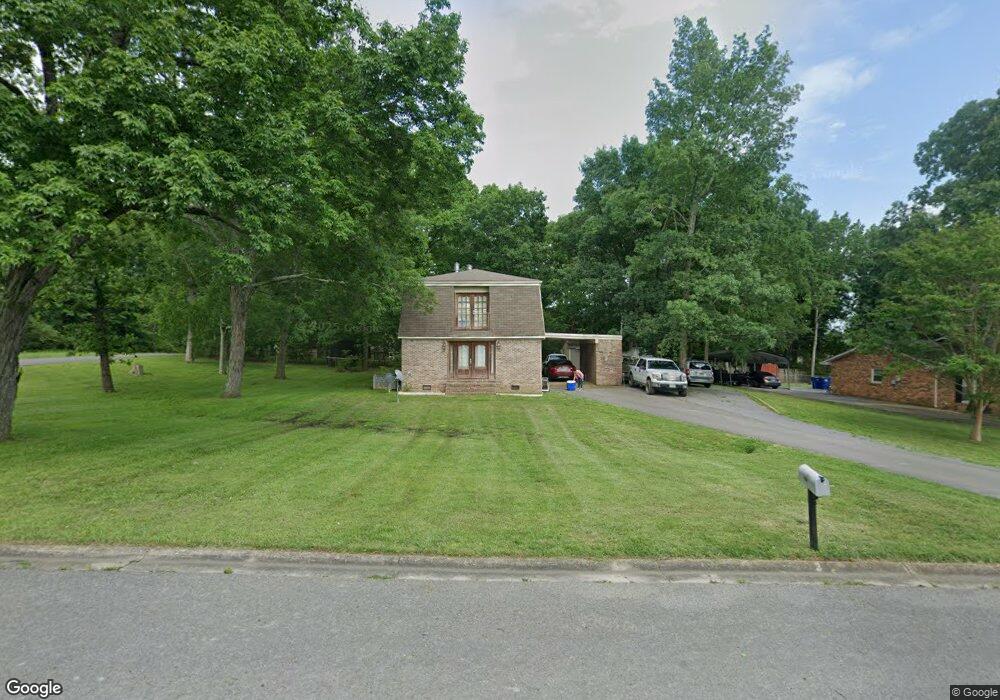 1310 Glenoaks Rd, Shelbyville, TN 37160 - photo 1