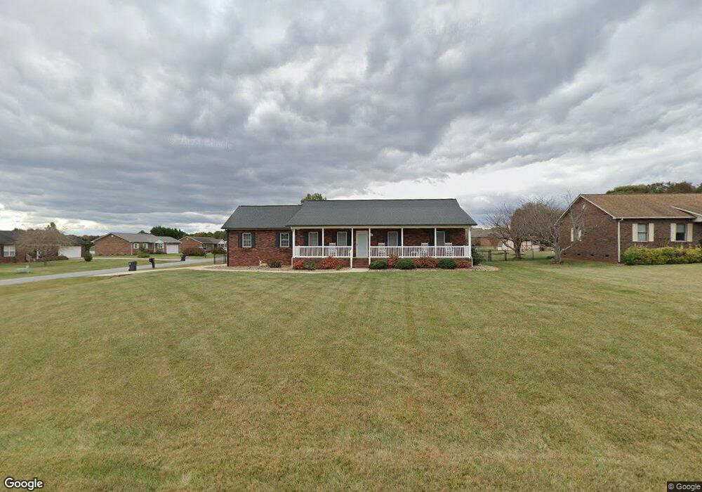 105 Watts Ct, Statesville, NC 28625 - photo 1