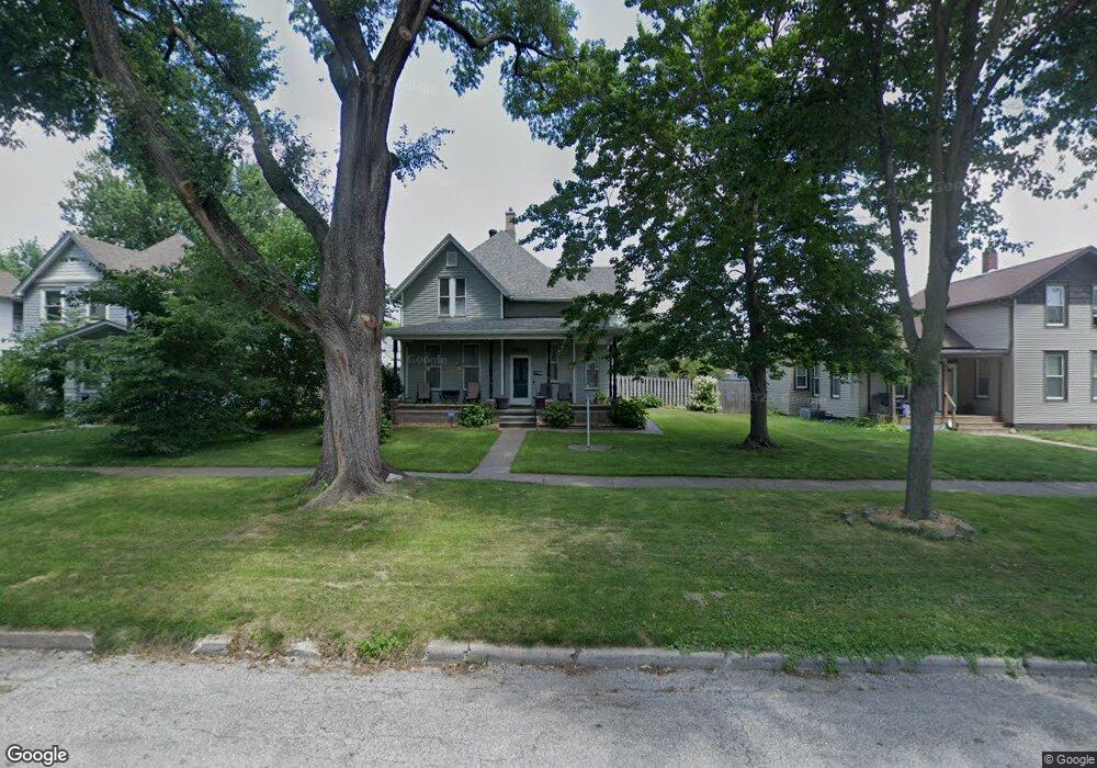 2210 W 2nd St, Davenport, IA 52802 - photo 1