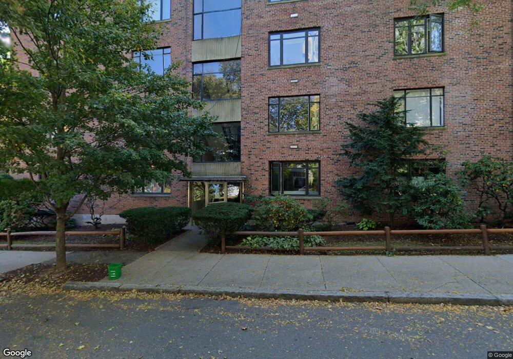 86 Griggs Rd unit 34, Brookline, MA 02446 - photo 1