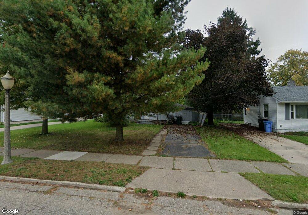 547 Julia St, Lansing, MI 48910 - photo 1