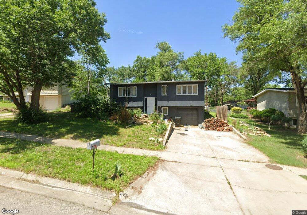 3212 SW 33rd Terrace, Topeka, KS 66614 - photo 1