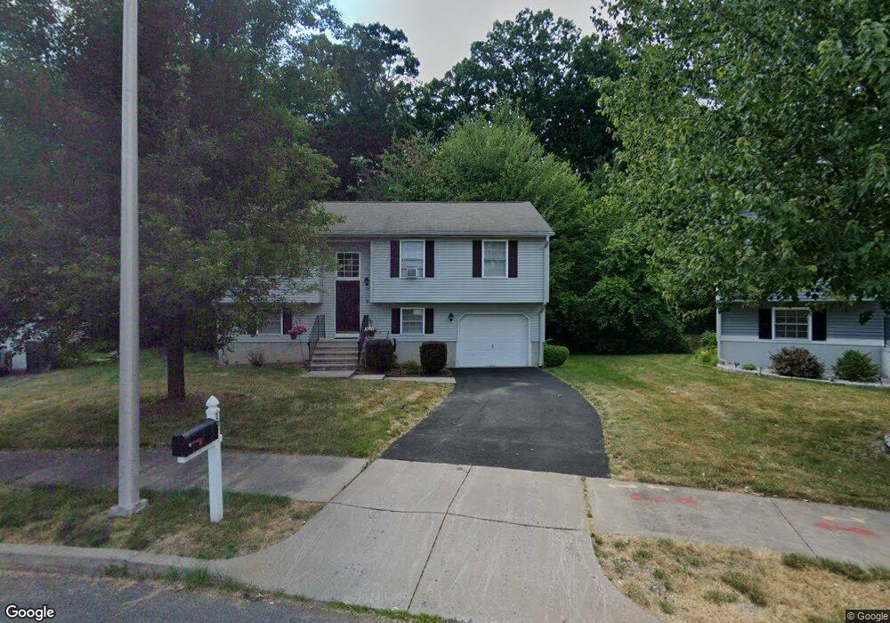 107 Saint Monicas Ave, Hartford, CT 06120 - photo 1