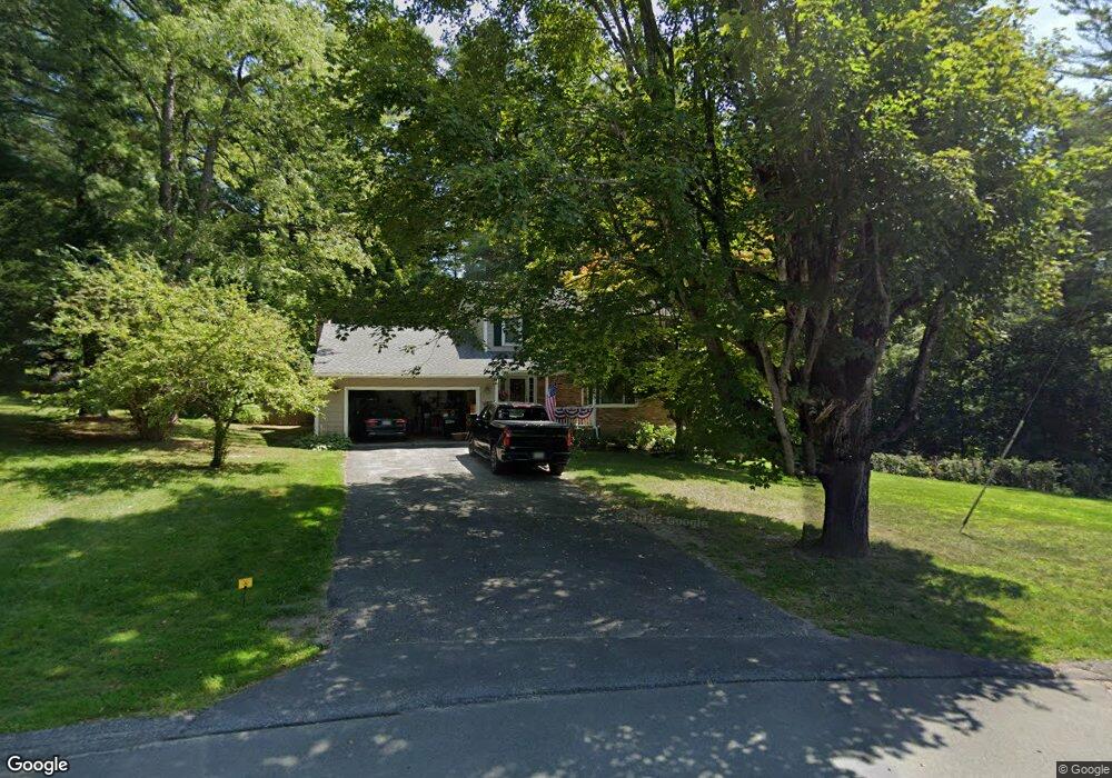 125 Roselyn Dr, Pittsfield, MA 01201 - photo 1