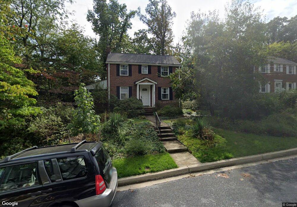 905 Larch Ave, Takoma Park, MD 20912 - photo 1