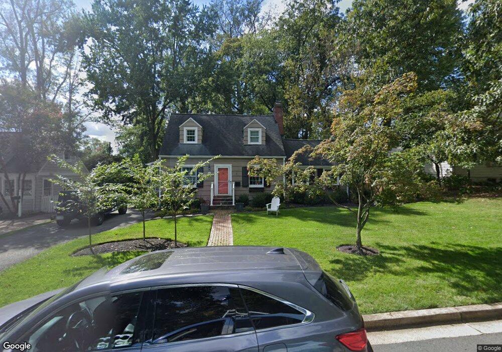 2356 Greenwich St, Falls Church, VA 22046 - photo 1