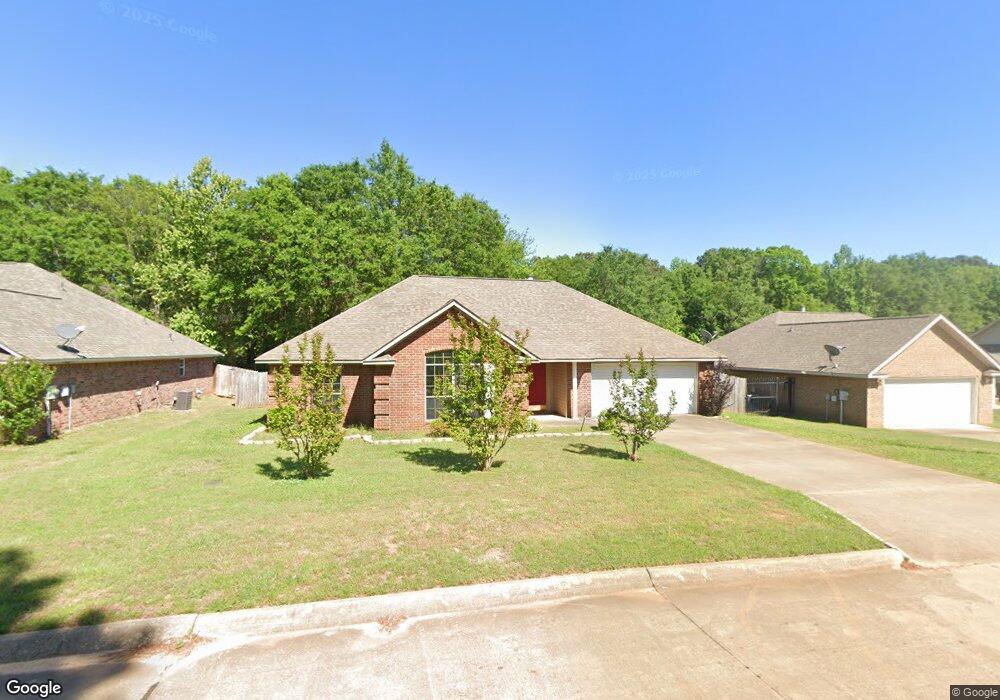 526 E Greenfield Dr, Wake Village, TX 75501 - photo 1