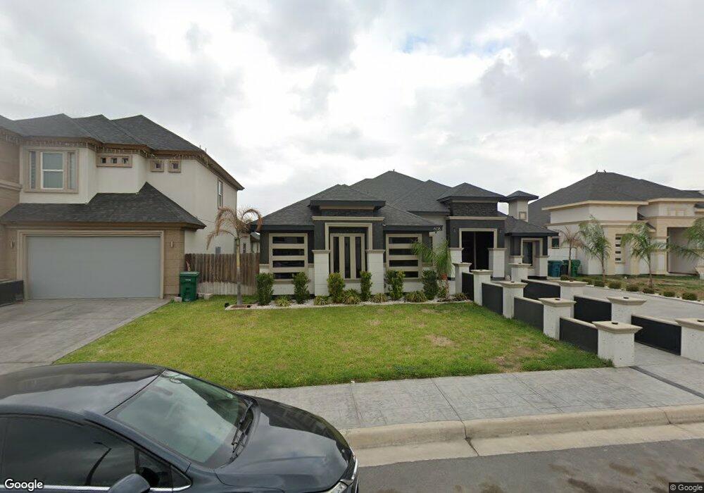 608 W Carmel Ave, Pharr, TX 78577 - photo 1