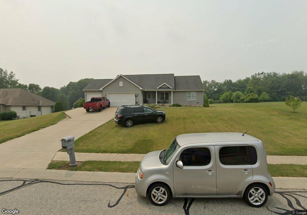 605 S Bray St, New Carlisle, IN 46552 - photo 1