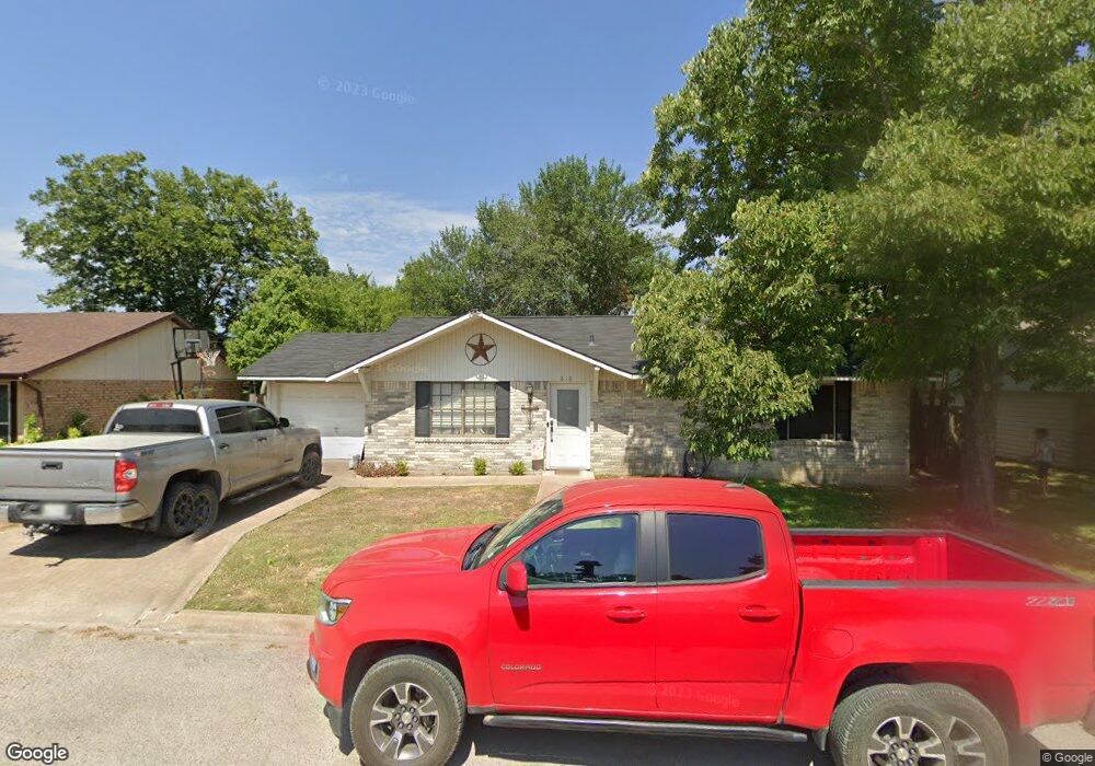818 S College Ave, Troy, TX 76579 - photo 1