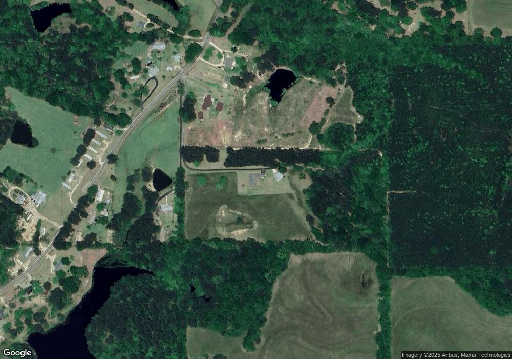 136 Reid Rd, Laurel, MS 39443 - photo 1