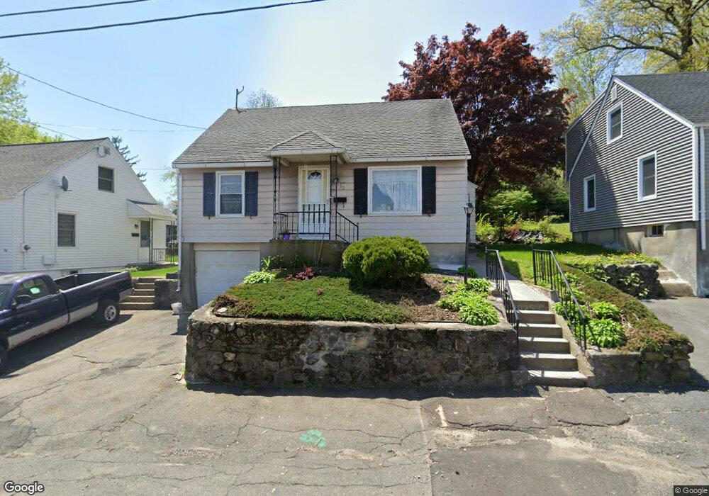 62 Manners Ave, Naugatuck, CT 06770 - photo 1