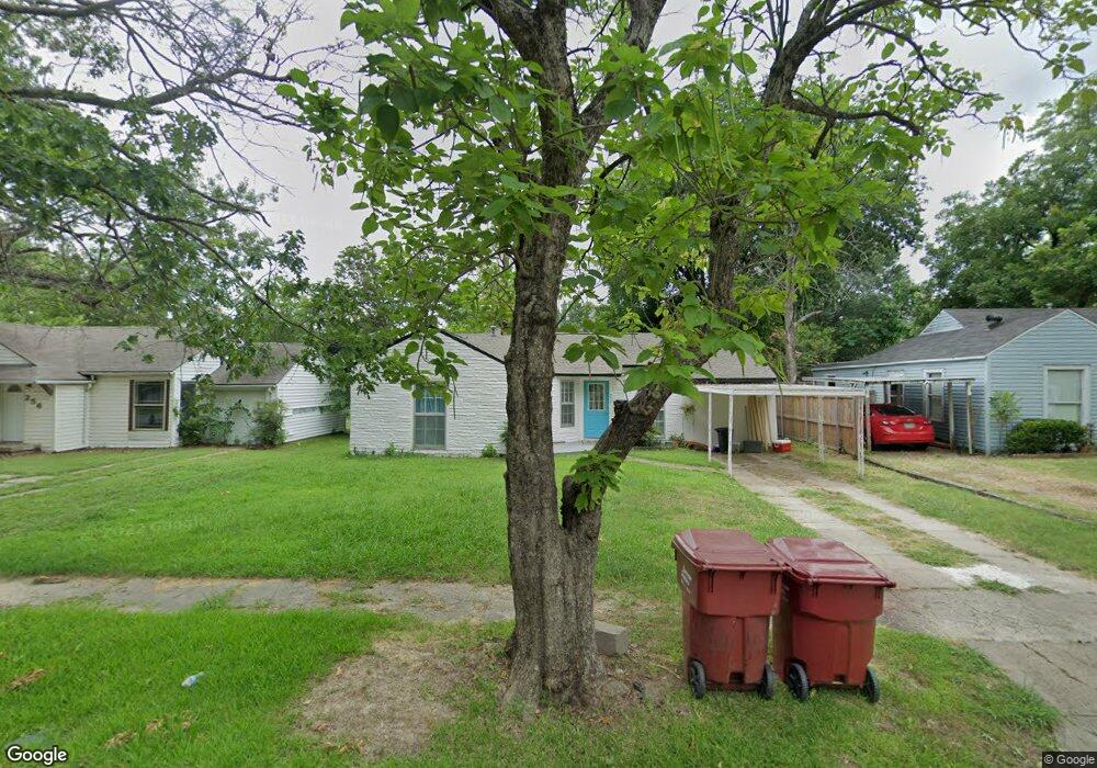 252 E Evans Ave, Bonham, TX 75418 - photo 1