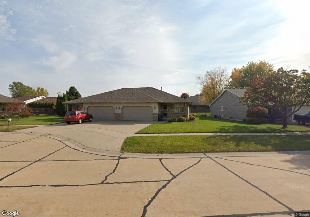 3700 N Terri Ln, Appleton, WI 54914 - photo 1