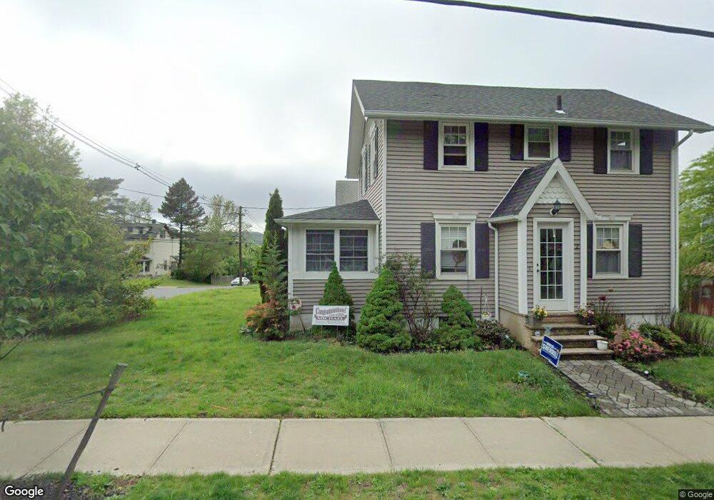 2 Hamilton Rd, Verona, NJ 07044 - photo 1