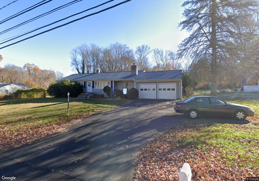 656 Elm St, Monroe, CT 06468 - photo 1