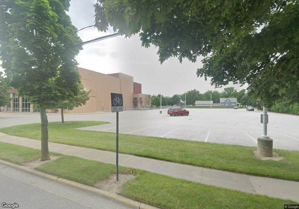 415 E Genesee St, Frankenmuth, MI 48734 - photo 1