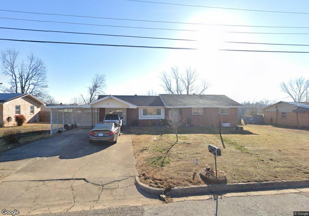 1911 S 10th St, Rogers, AR 72758 - photo 1