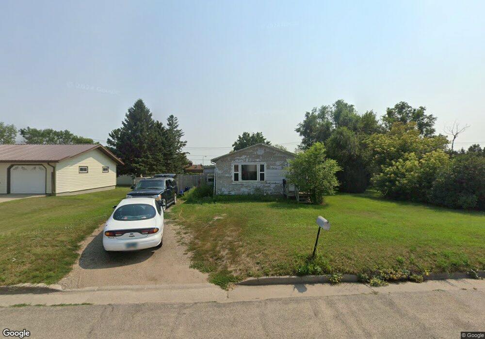 1414 10th St SE, Jamestown, ND 58401 - photo 1
