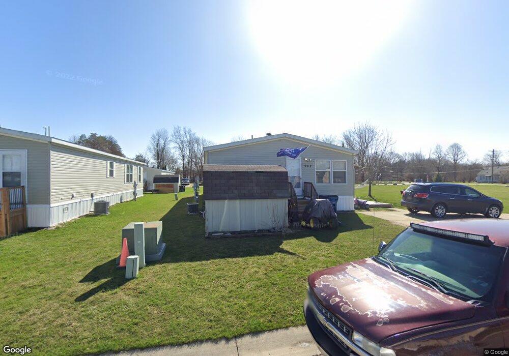 2 Blue Spruce Ln, Flint, MI 48506 - photo 1